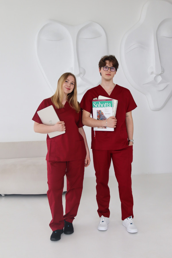 Easy Stretch UNISEX kostīms